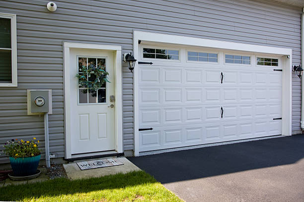 24/7 Emergency Garage Door Panel Replacement experts in Odessa, TX